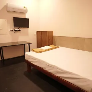Hotel Reach Residency, Kochi