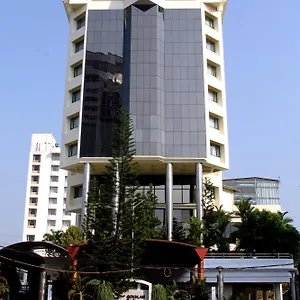 3* Hotel Gokulam Park & Convention Centre